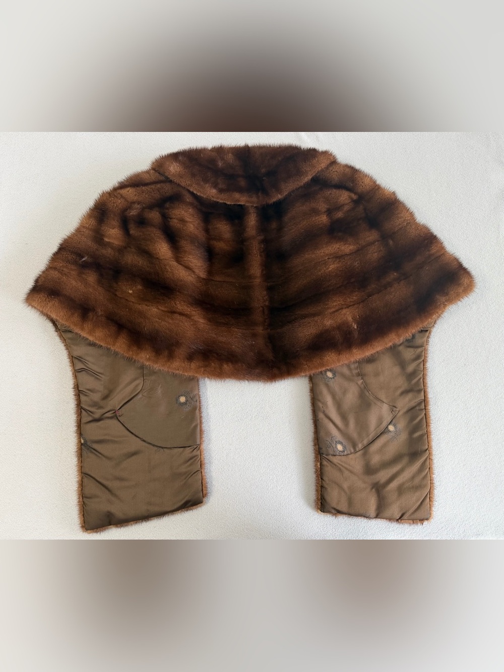Vintage Genuine Mink Fur Stole, Cape Style 1950s-60s Classic Lining - Picture 6 of 10